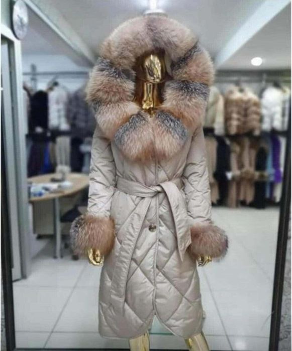Geaca fâș Parka cu blană naturală de vulpe detașabilă , superbă!