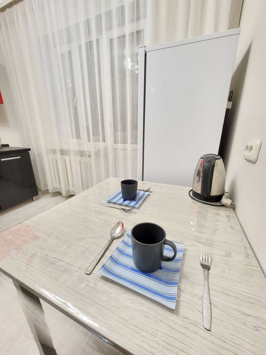 Чистая однушка посуточно, день ночь