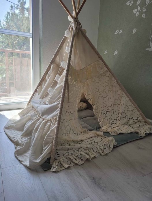 Cort Teepee facut la comanda