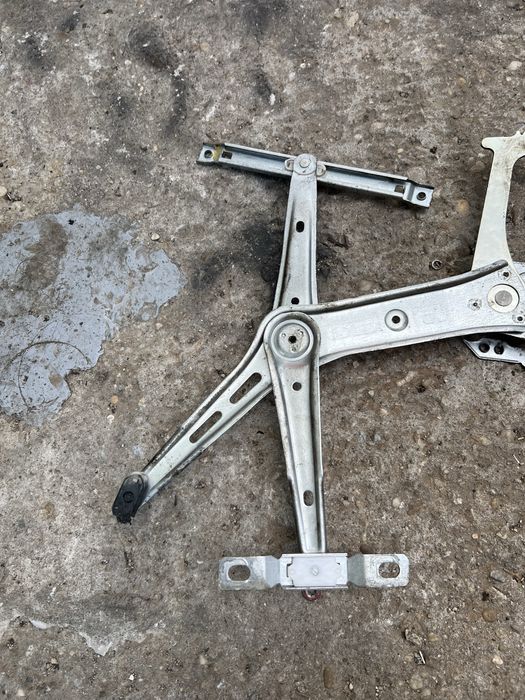 Macara Geam | Fata / Spate | Stanga / Dreapta | Opel Astra H | Break / GTC / Limuzina / Coupe | Piese Motoras Motor Modul Sofer Pasager Butoane