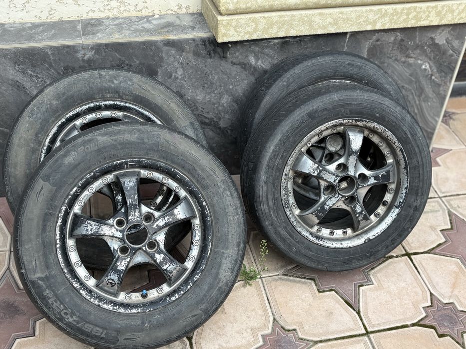 Продаются 4 колеса в сборе с дисками