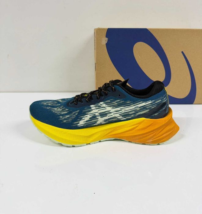 ASICS Novablast 3 TR