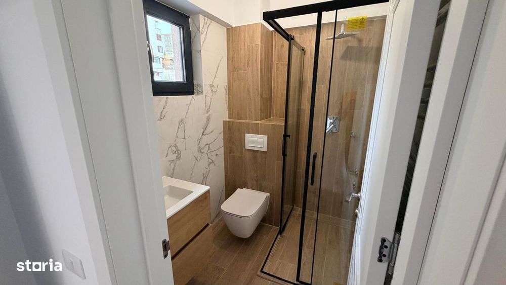 Apartament 3 camere de vanzare Pacurari