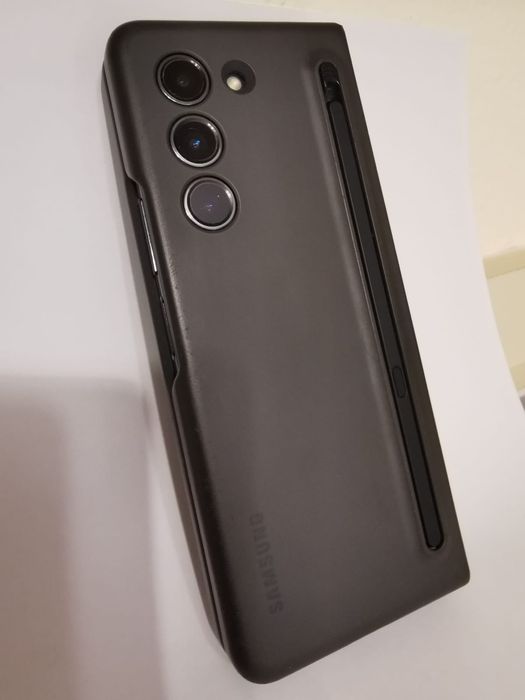 Продавам Samsung Z Fold 5 512GB