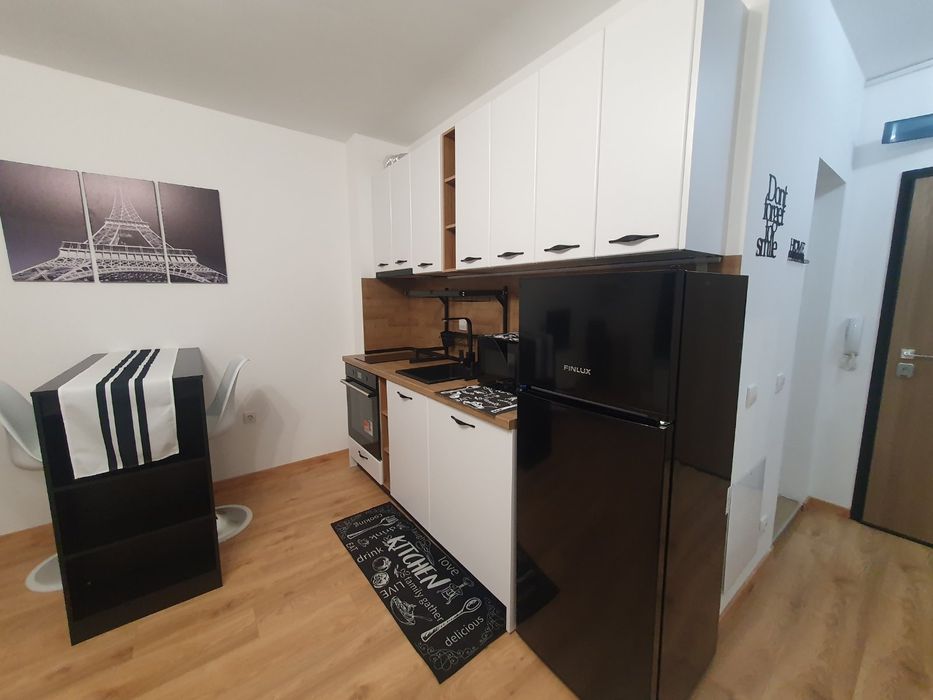 Дава се под наем Едностаен апартамент в София, Студентски град - 50 кв.м за 510 € - Снимка #1