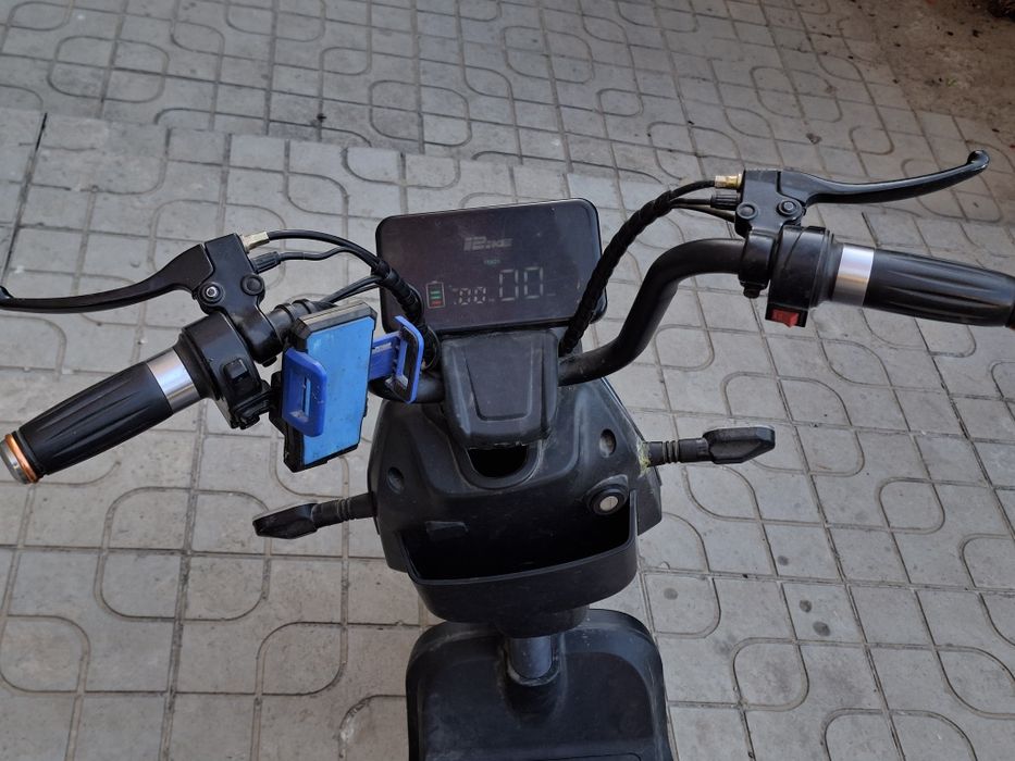 Срочно Продаётся скутер