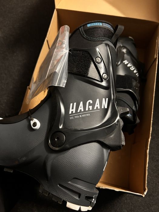 Clapari tura Hagan Pure de vanzare