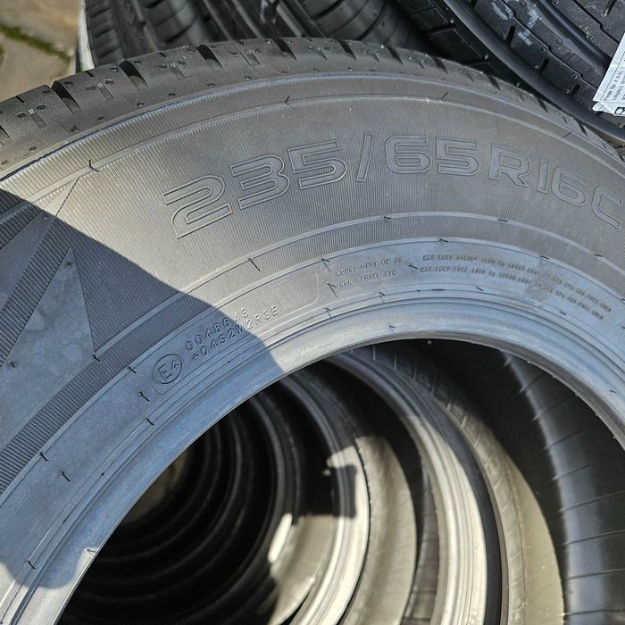 Нови летни бусови гуми 235/65R16C Nokian CargoProof C 121/119R made in Finland