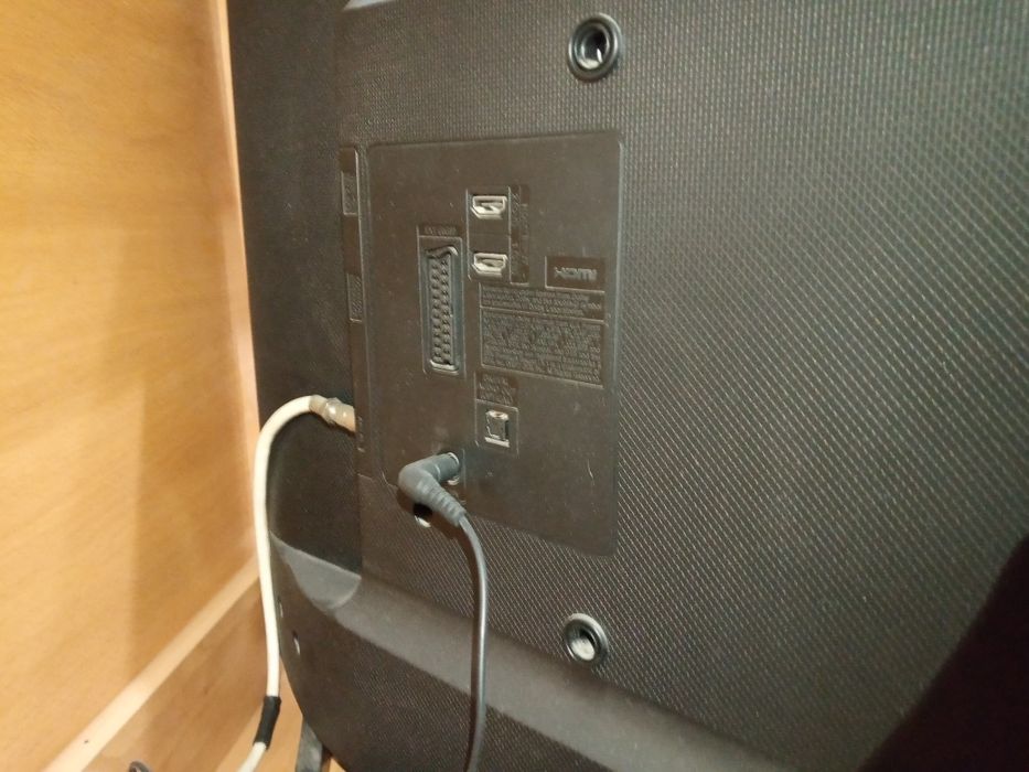 Led-теливизор UE32J4000AK