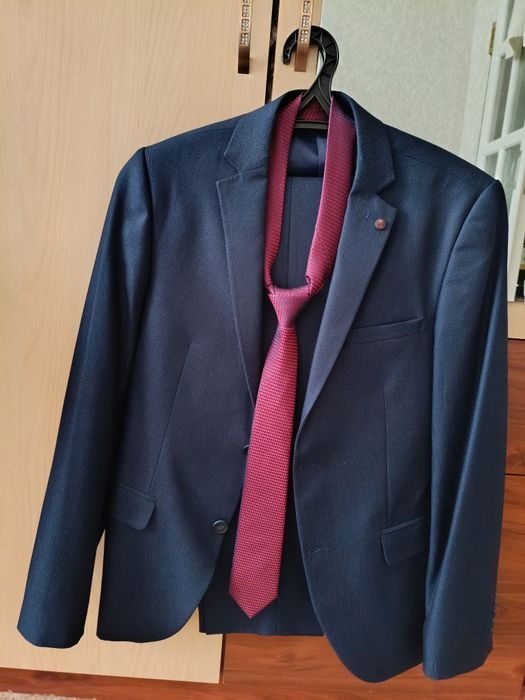 Продается платье