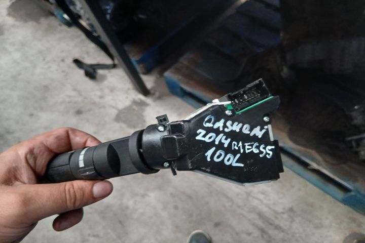 Maneta stergatoare parbriz si luneta 3708SD 3708SD Nissan Qashqai pri
