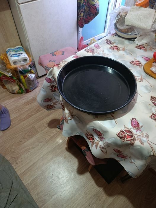 Продам электрическую духовку