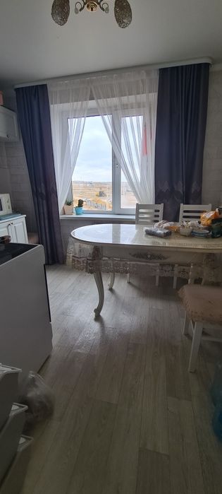 Продаю квартиру 8-й микрорайон  11 дом