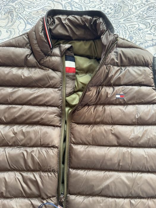 Елек Tommy Hilfiger универсален