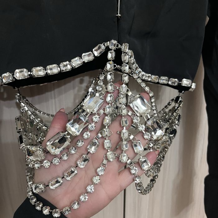 Елегантен дизайнерски комплект