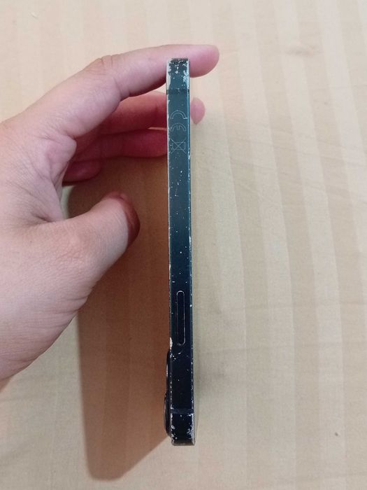 iPhone 13 mini. Може и коментар по ценат!