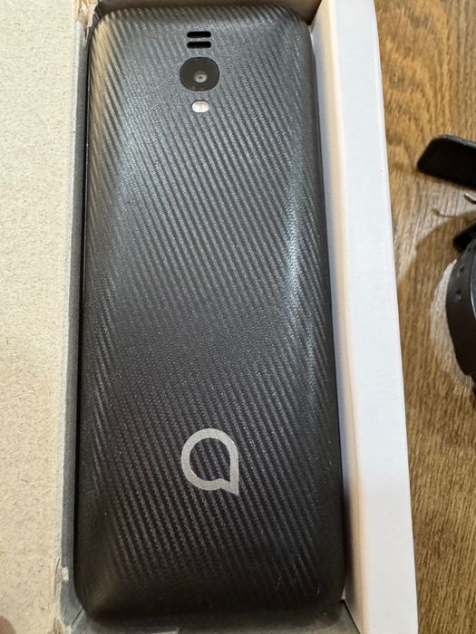Телефон Alcatel 3080 4G