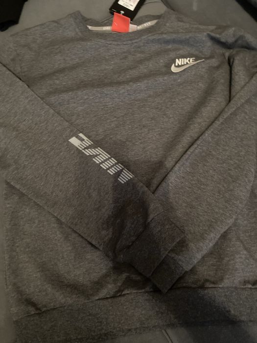 Кофты найки серая и черная