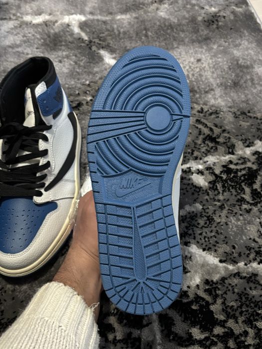 Jordan 1 Travis Scott Fragment