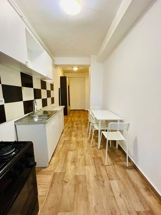 Închiriez garsoniera militari 42 mp