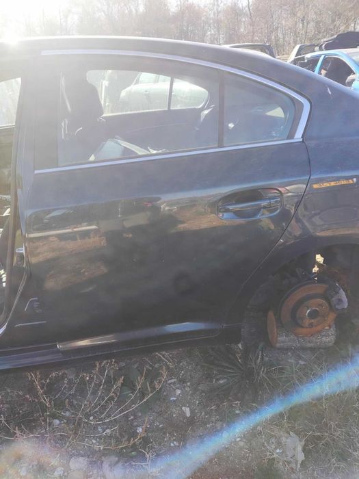 Врати за Toyota Avensis Т25 , Т27 , Седан , комби , хечбег !