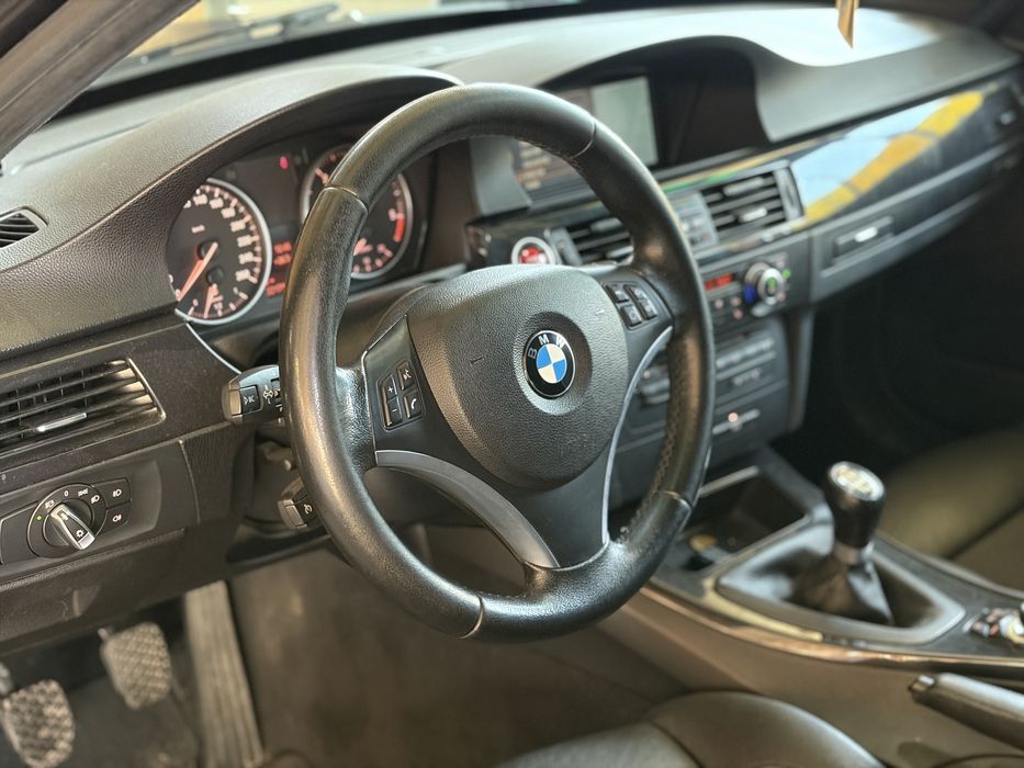 BMW e91 lci 2.0d 2012