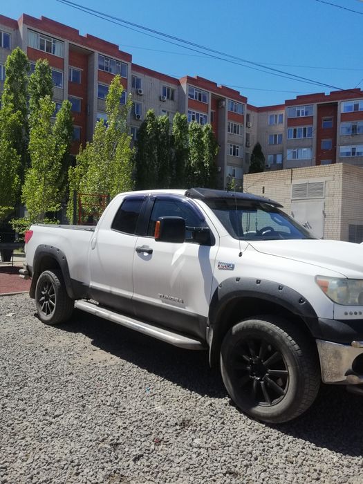 Продам Тойота Тундра