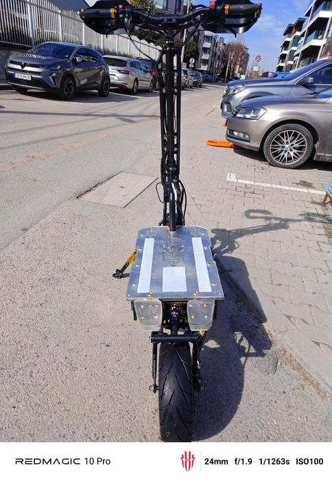 Ел.Тротинетка 120км/ч 72v 60A батерия 2x4000w