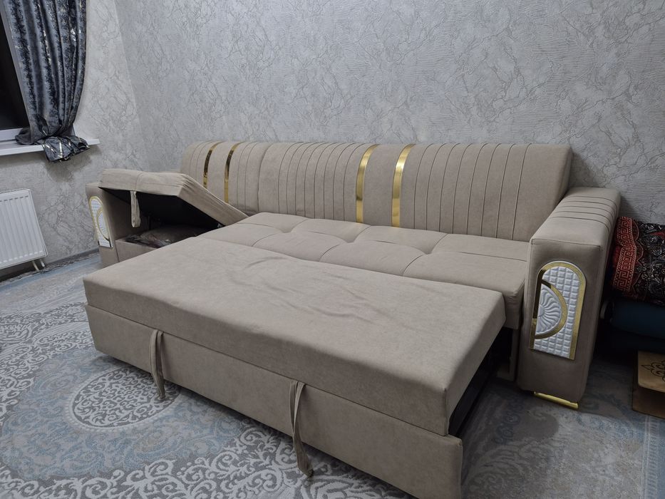 Продам Диван почти новый