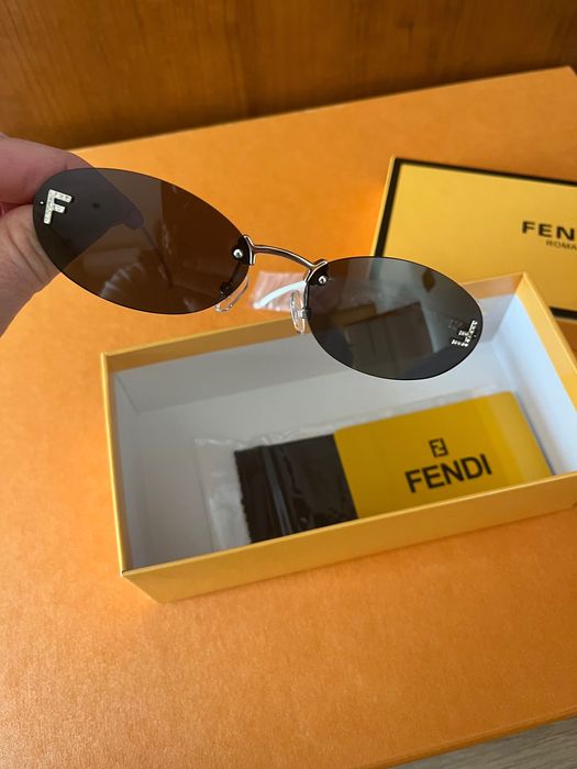 Слънчеви очила fendi