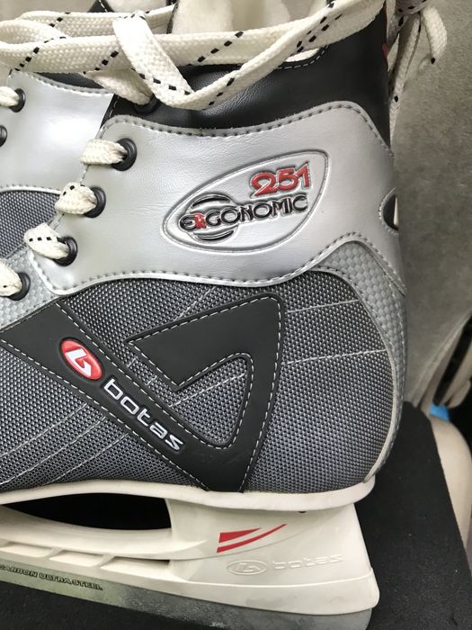 Продам коньки фирма botas