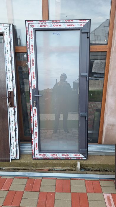 Tamplarie pvc cu geam termopan/tripan