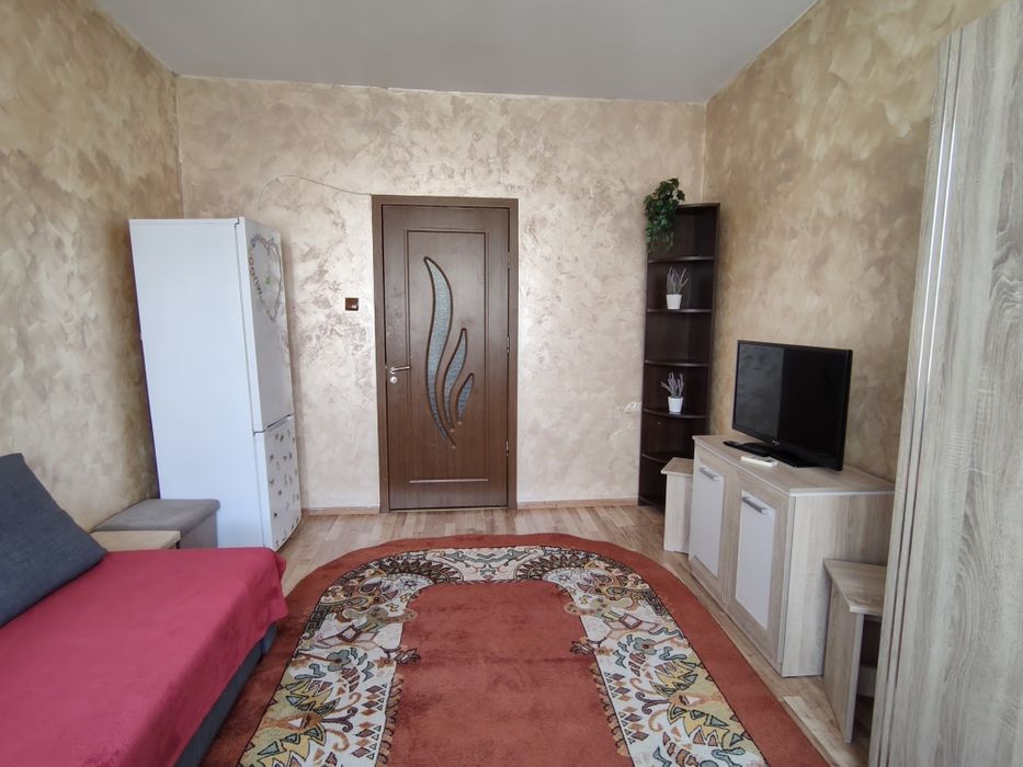 Închiriez garsoniera in Constanța zona far poarta 6