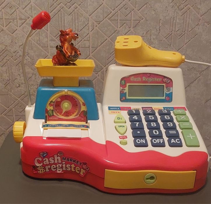 Касса игрушечная, с батарейками