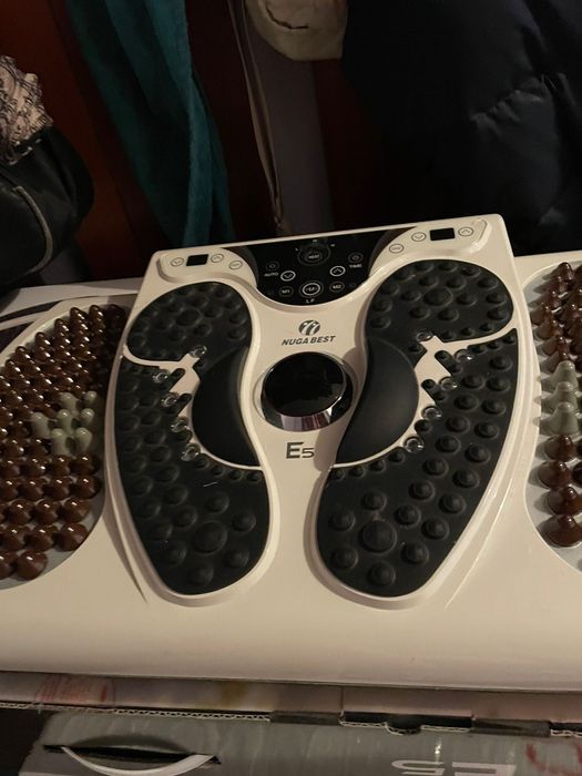 Nuga best noБиомассажер для ног E5