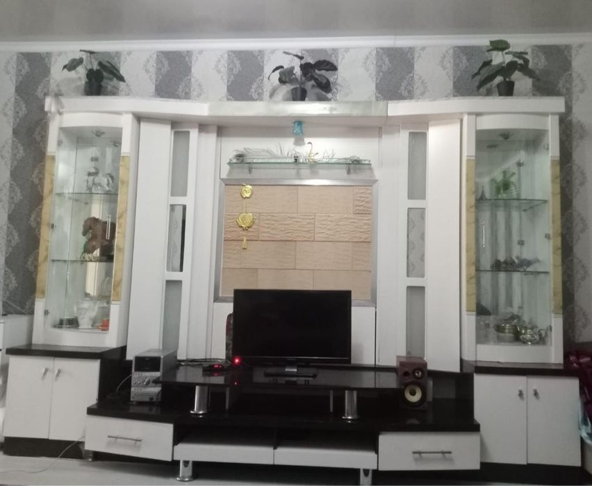 Продаётся стенка