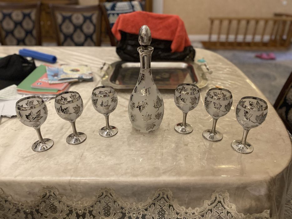 Графин с бокалами