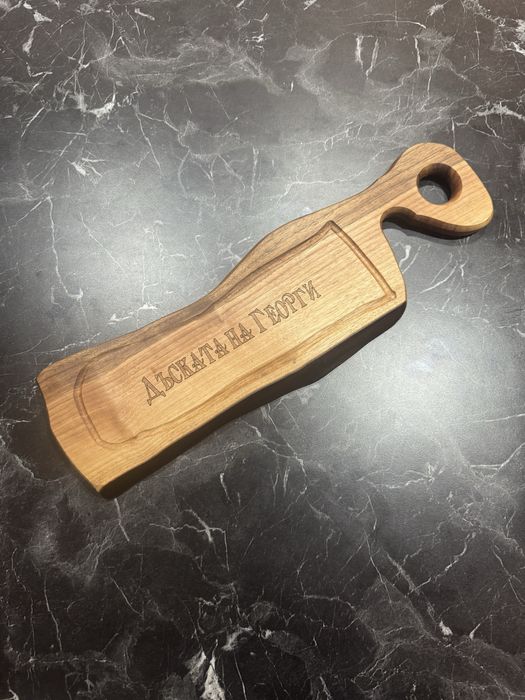 Лазерно гравирани дъски за рязане и сервиране от "Дървенийки - Бургас"