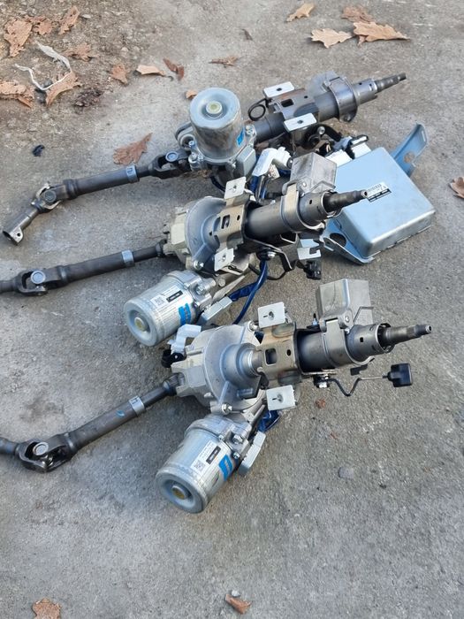 Электро уселитель руля на Toyota Estima 2008 год .