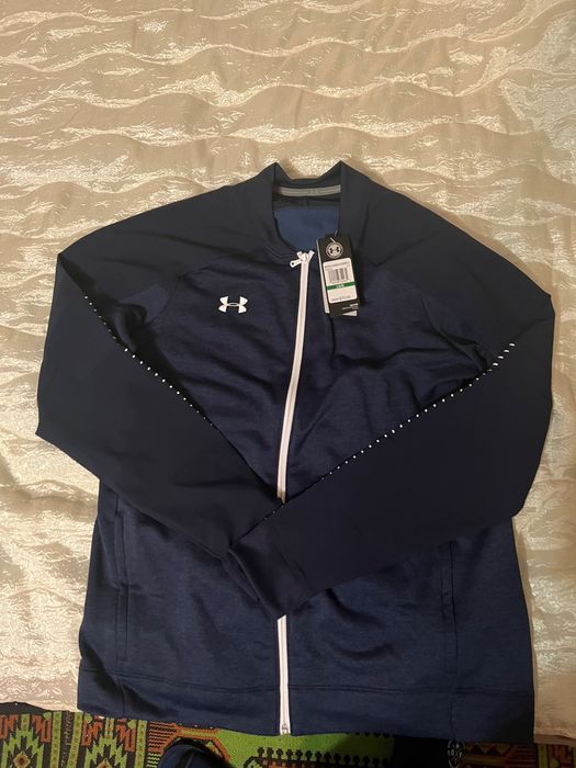 Спортна горница under armour