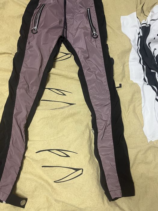 Pantaloni made by society modelul  vechi pantaloni sunt noi