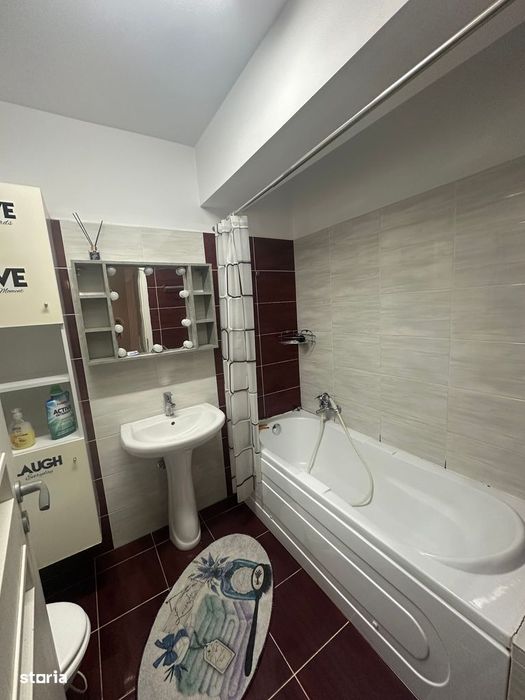 Apartament 3 camere de inchiriat-Metrou Aparatorii Patriei