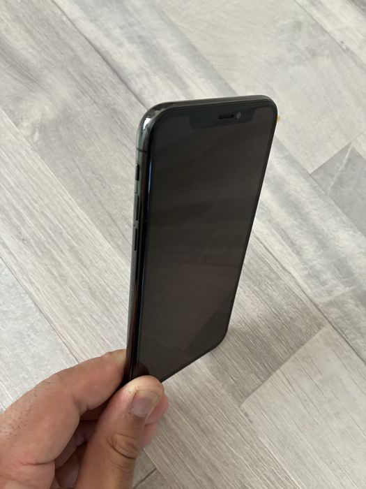 Iphone x.