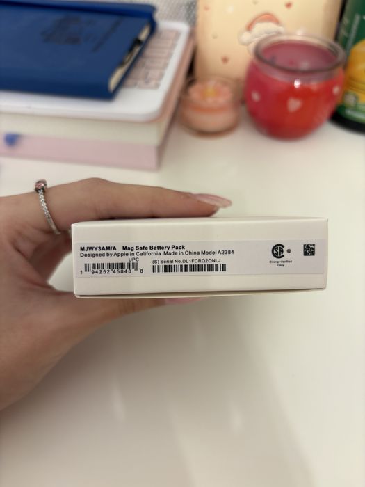Apple MagSafe Battery Pack pentru iPhone