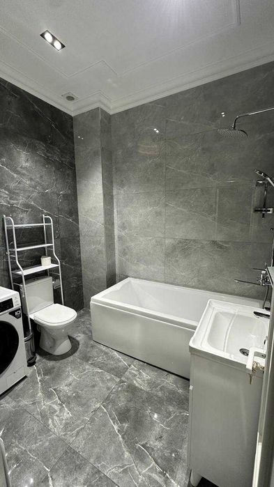 Срочно продается евро квартира 4/7/7/ Шайхантахурский р/  Жангох