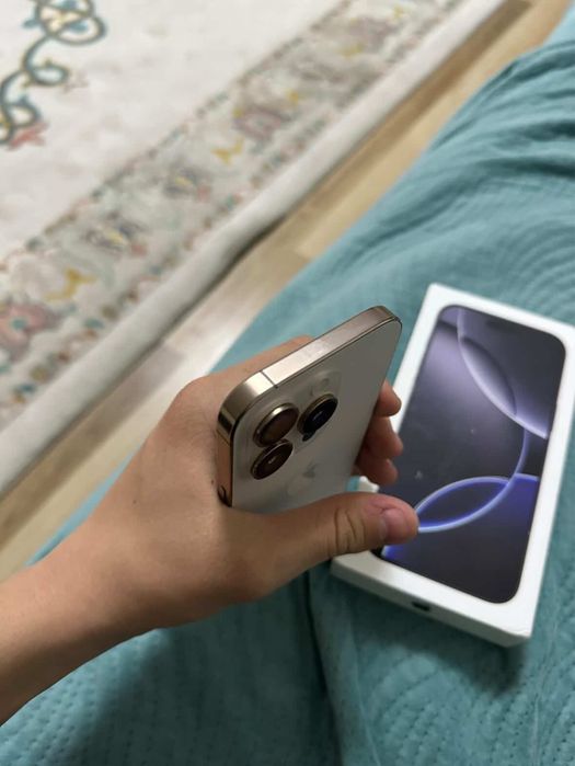 iPhone 16 Pro Impecabil