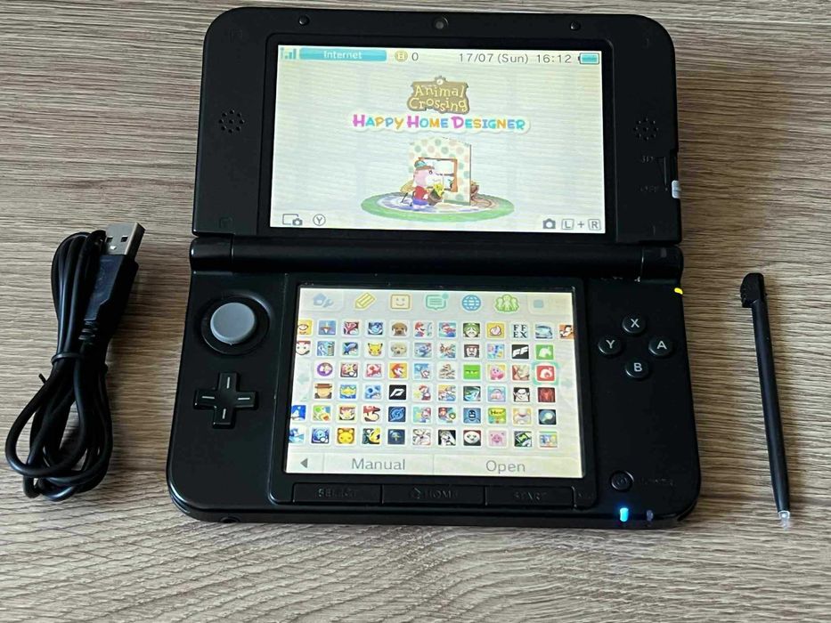 Nintendo 3DS XL modata cu 80 de jocuri instalate pe card Mario,Zelda,Pokemon,toate versiunile + H-Shop magazin gratis