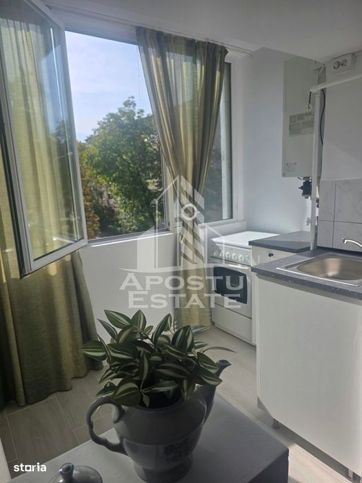 Apartament  2camere de inchiriat zona LIPOVEI
