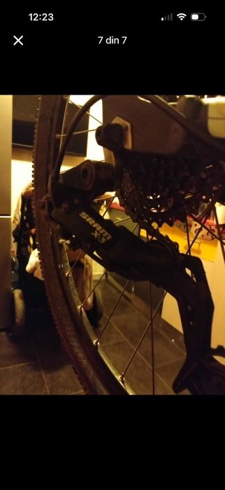 Vând bicicleta roti pe 27.5