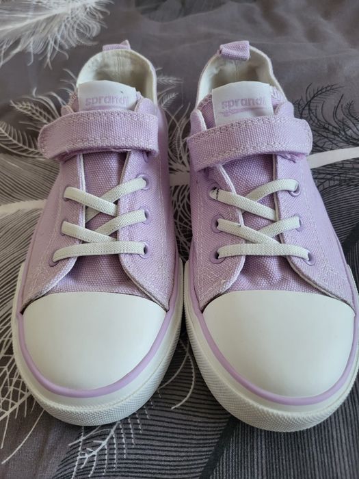 Teniși Sprandi pt fete nr 35
